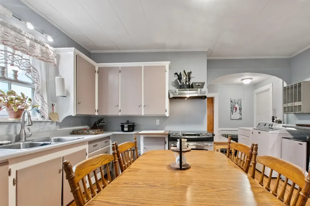 89 Summer Street Claremont NH 03743