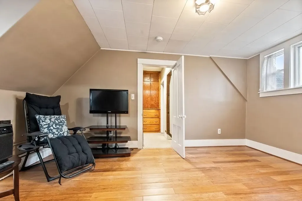 89 Summer Street Claremont NH 03743