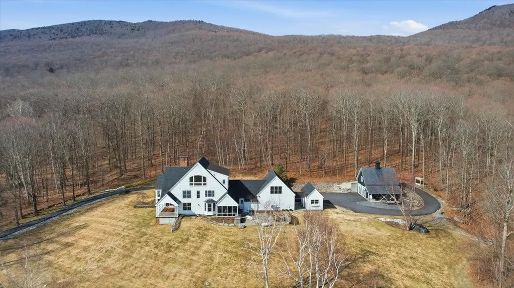 220 Camptown Road Manchester VT 05255