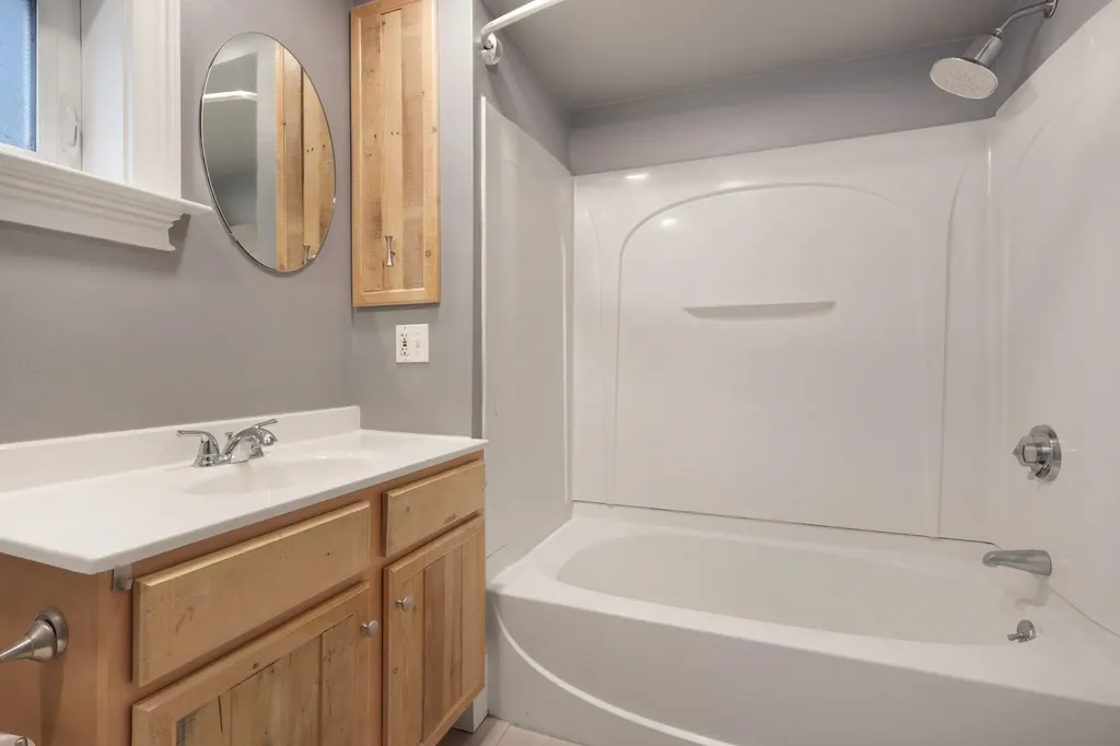 112 Cass Street Portsmouth NH 03801