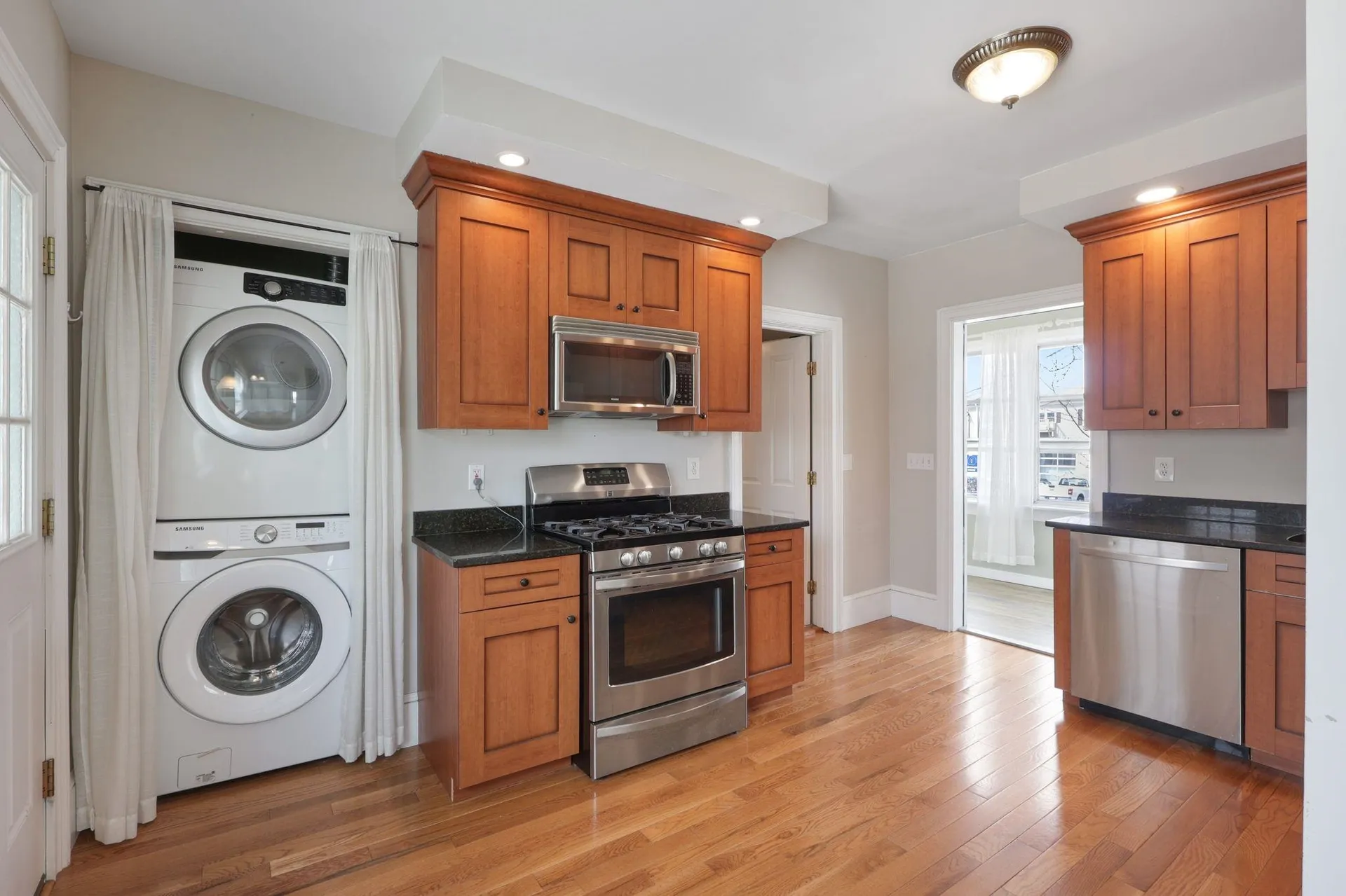 112 Cass Street Portsmouth NH 03801