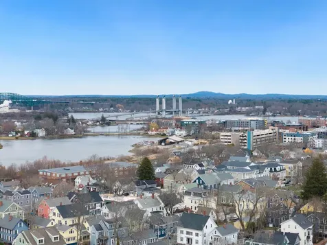 112 Cass Street Portsmouth NH 03801