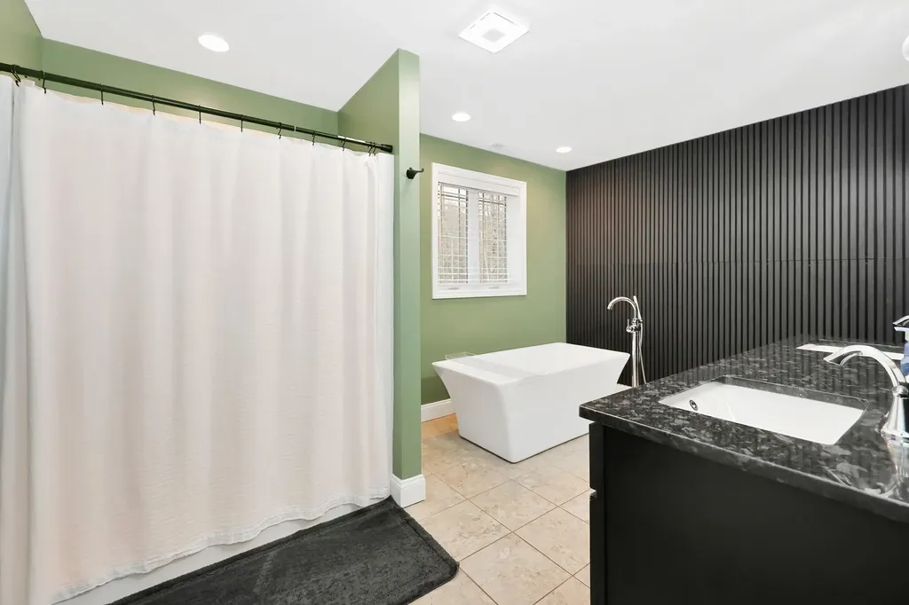 432 Mountain Road Concord NH 03301