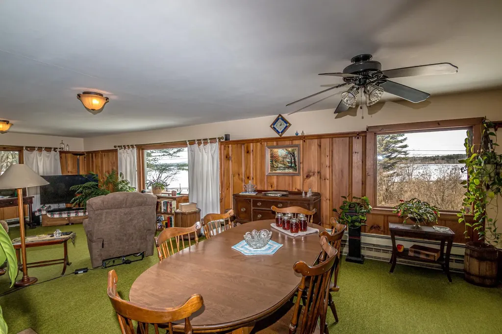 11 Emery Lane Wakefield NH 03830