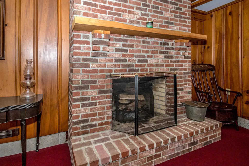 11 Emery Lane Wakefield NH 03830