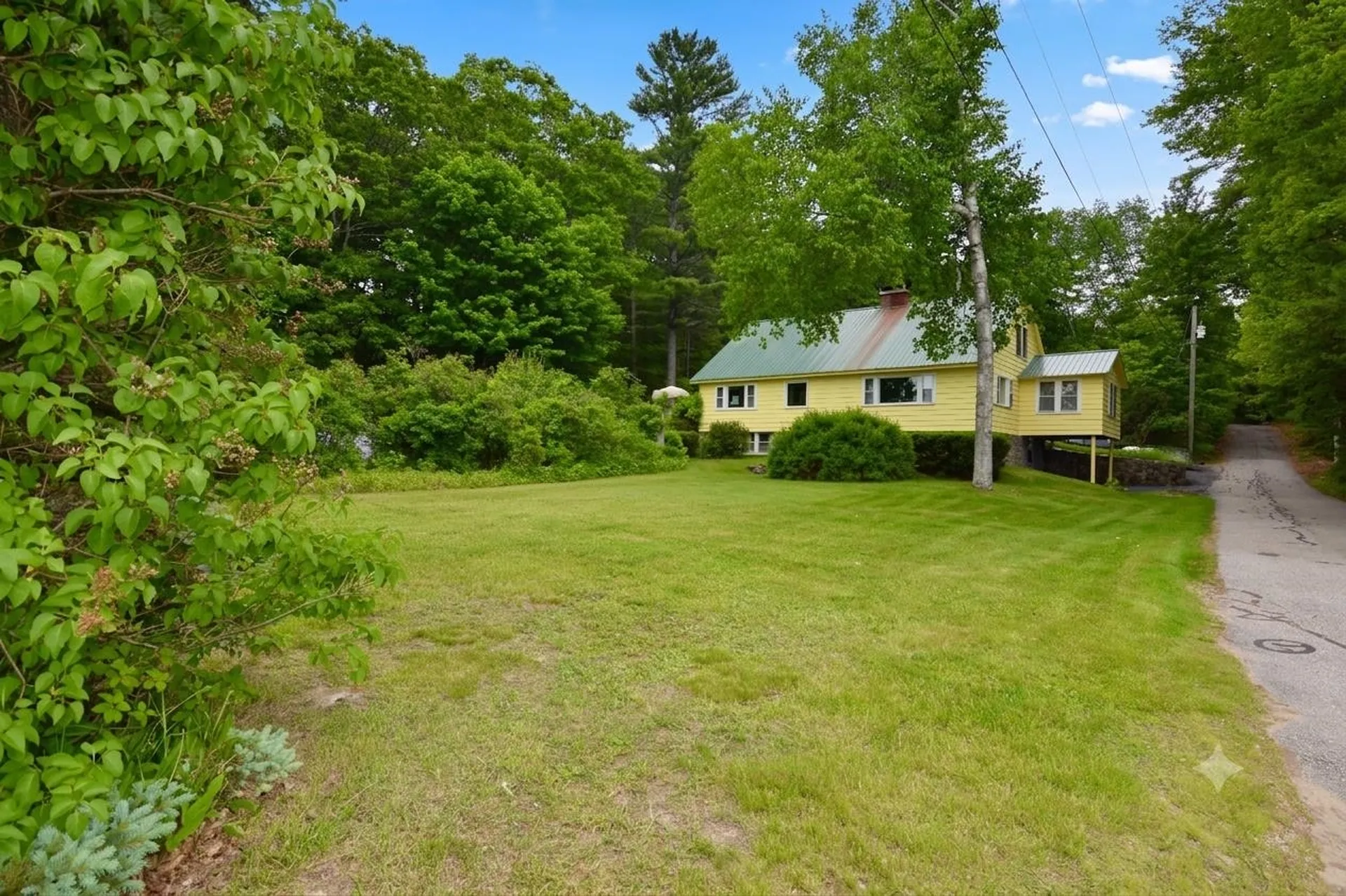 11 Emery Lane Wakefield NH 03830