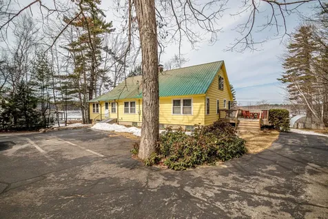11 Emery Lane Wakefield NH 03830