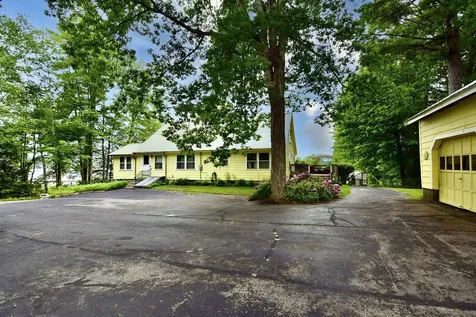 11 Emery Lane Wakefield NH 03830