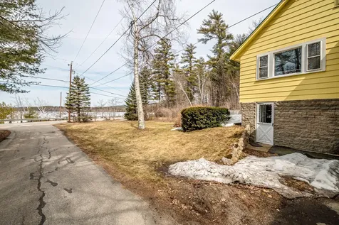 11 Emery Lane Wakefield NH 03830