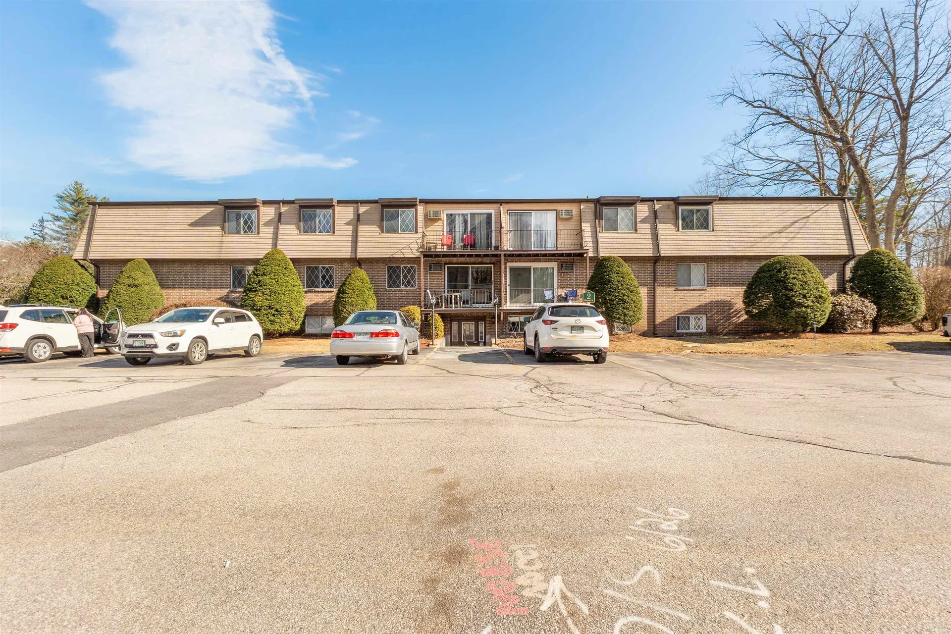 2 Silvestri Circle Derry NH 03038