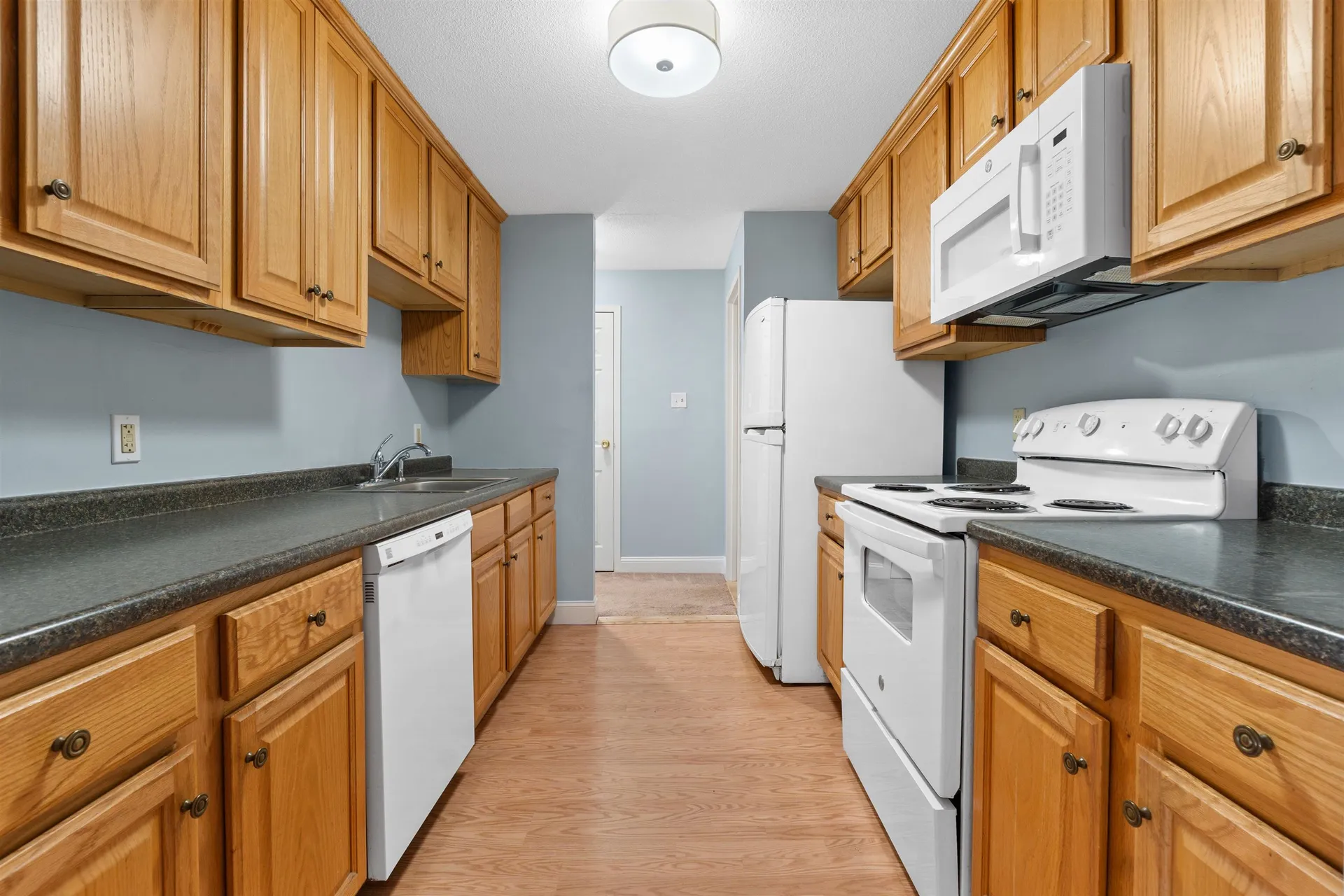 2 Silvestri Circle Derry NH 03038