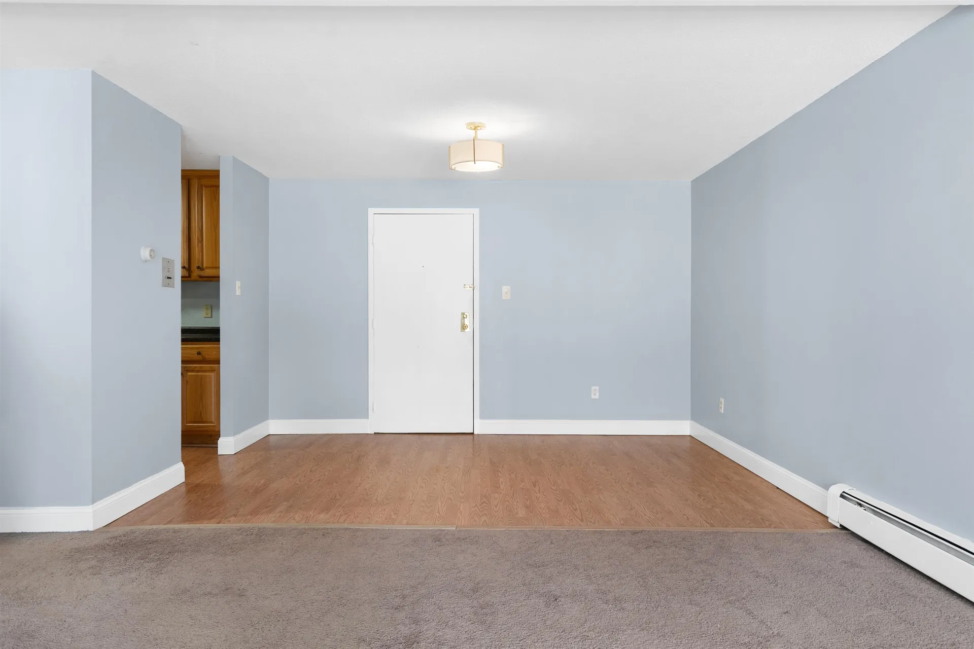 2 Silvestri Circle Derry NH 03038