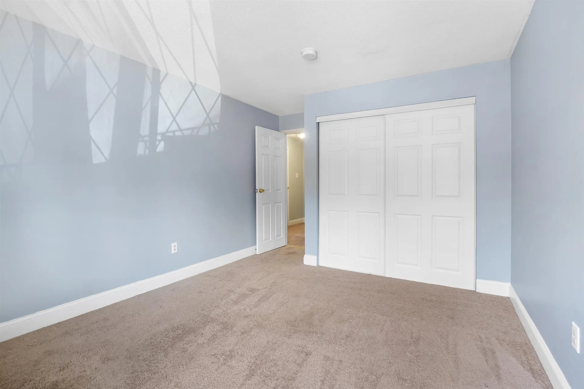 2 Silvestri Circle Derry NH 03038