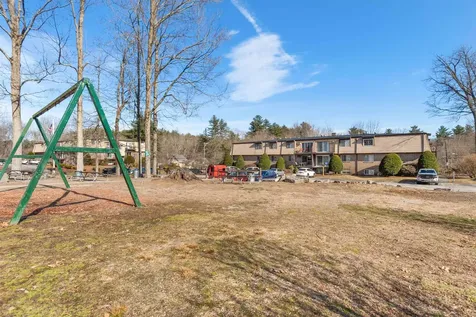 2 Silvestri Circle Derry NH 03038