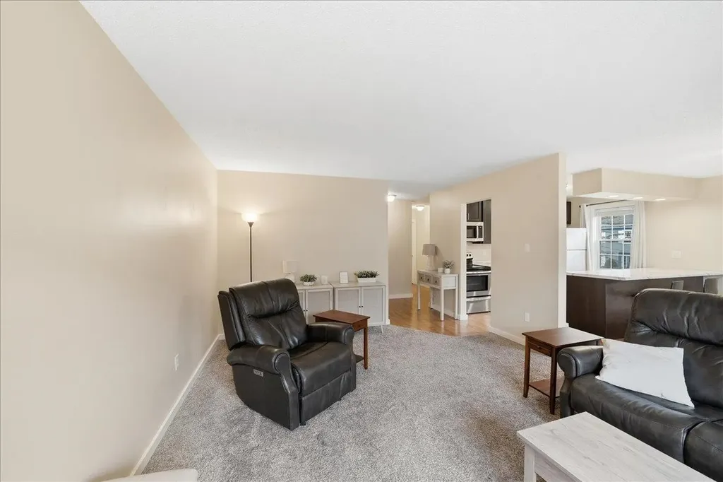 148 N Twin Oaks Terrace South Burlington VT 05403