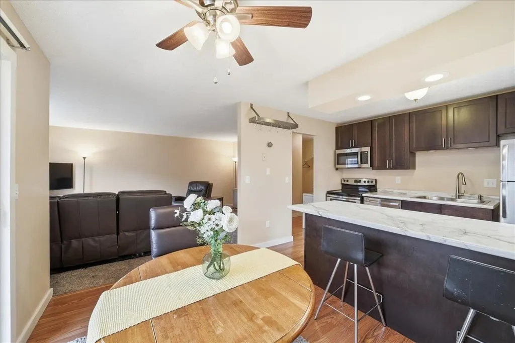 148 N Twin Oaks Terrace South Burlington VT 05403