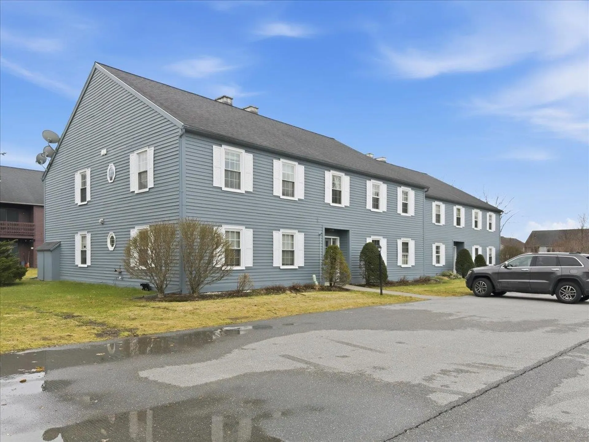 148 N Twin Oaks Terrace South Burlington VT 05403