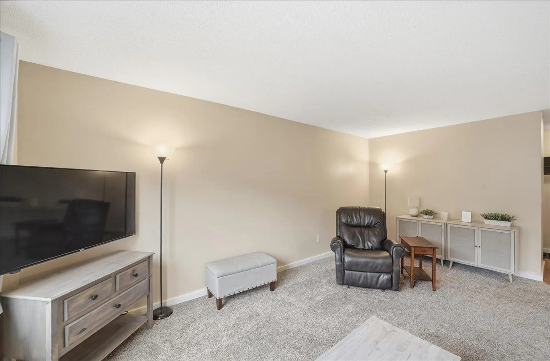 148 N Twin Oaks Terrace South Burlington VT 05403