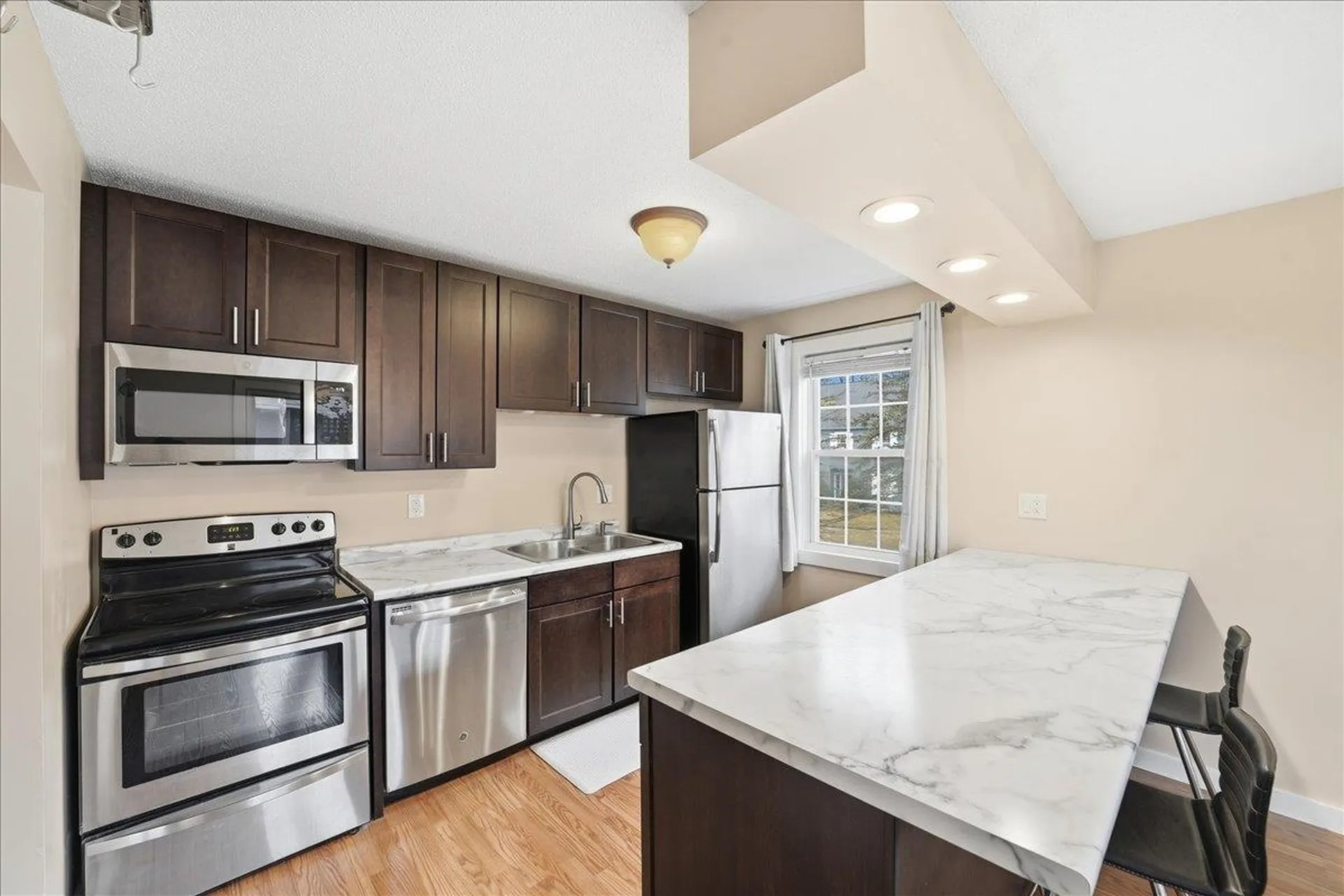 148 N Twin Oaks Terrace South Burlington VT 05403