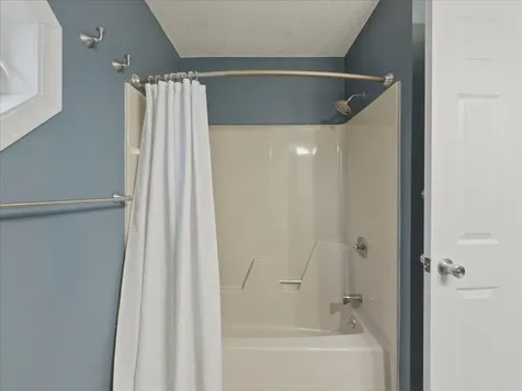 148 N Twin Oaks Terrace South Burlington VT 05403