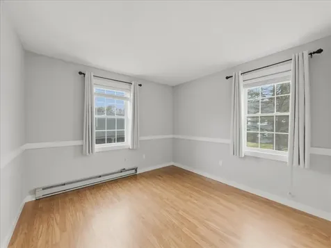 148 N Twin Oaks Terrace South Burlington VT 05403