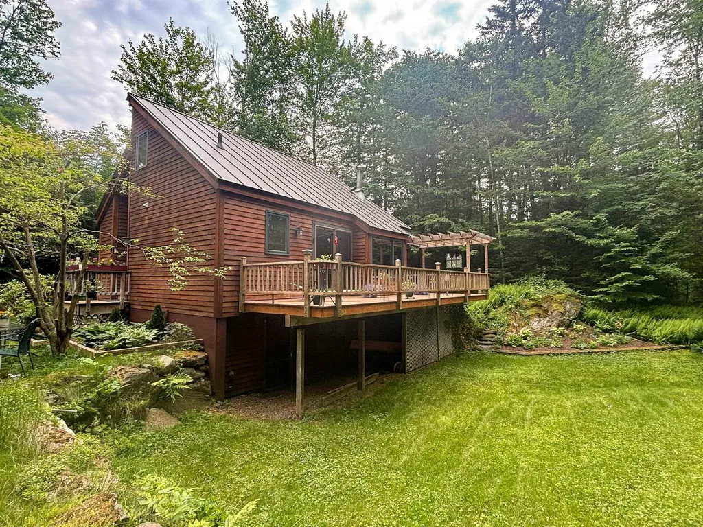 20 Edwin's Pond Road Rochester VT 05767