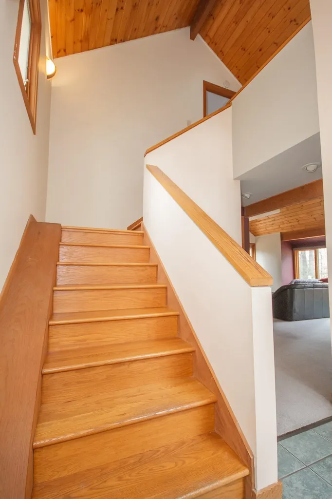 20 Edwin's Pond Road Rochester VT 05767