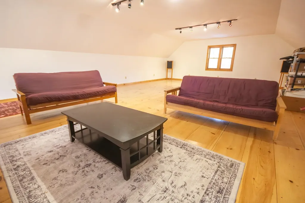 20 Edwin's Pond Road Rochester VT 05767