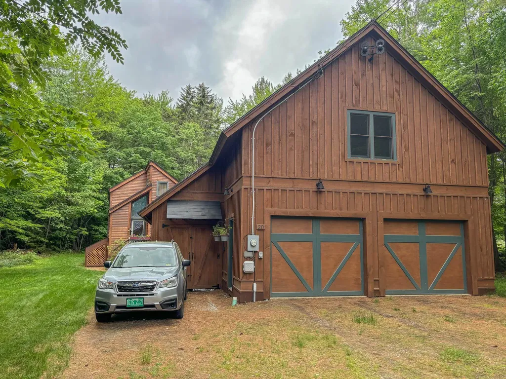 20 Edwin's Pond Road Rochester VT 05767