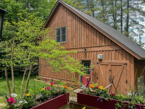 20 Edwin's Pond Road Rochester VT 05767