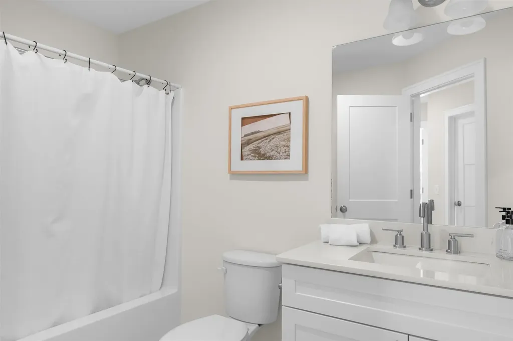 15 Suffolk Drive Concord NH 03303