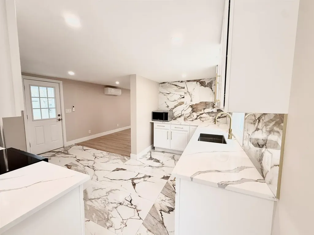 101 Souhegan Street Milford NH 03055