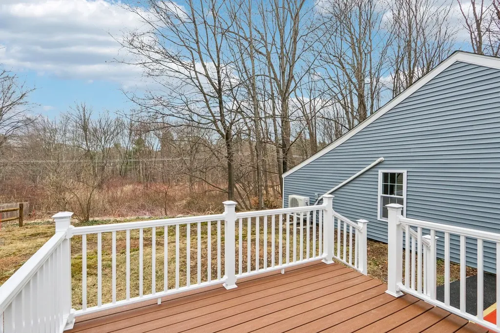 101 Souhegan Street Milford NH 03055