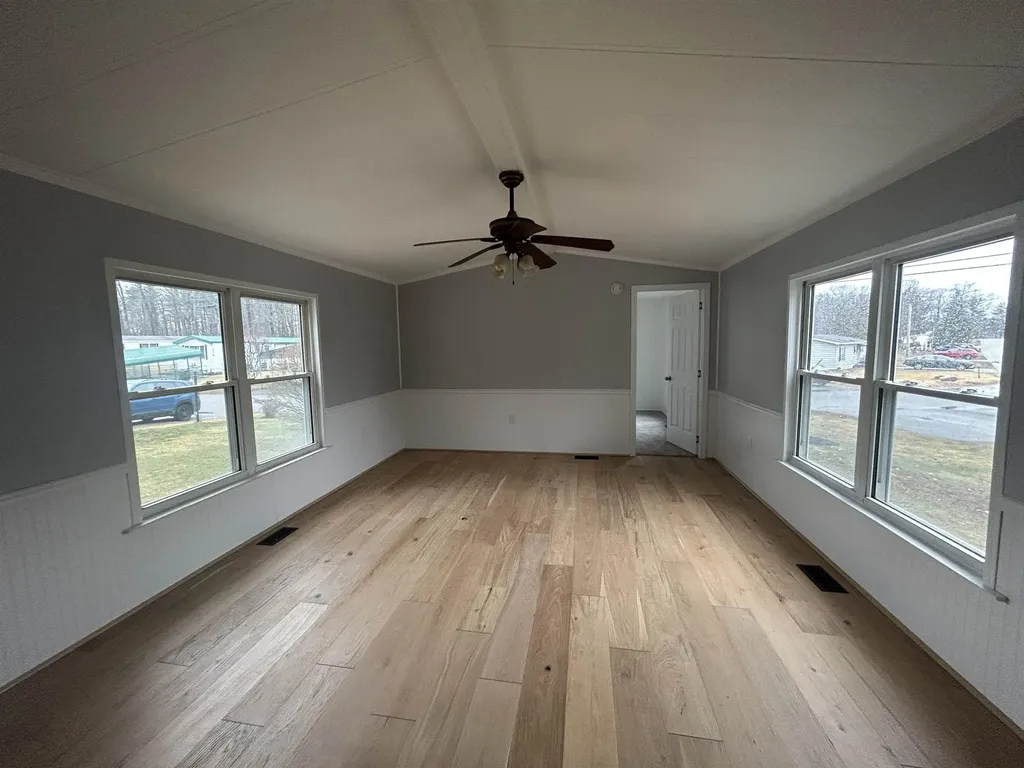 609 Sherwood Glen Somersworth NH 03878