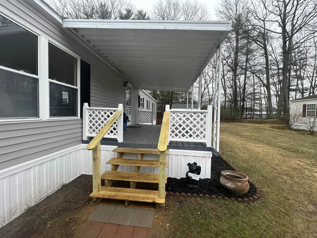 609 Sherwood Glen Somersworth NH 03878
