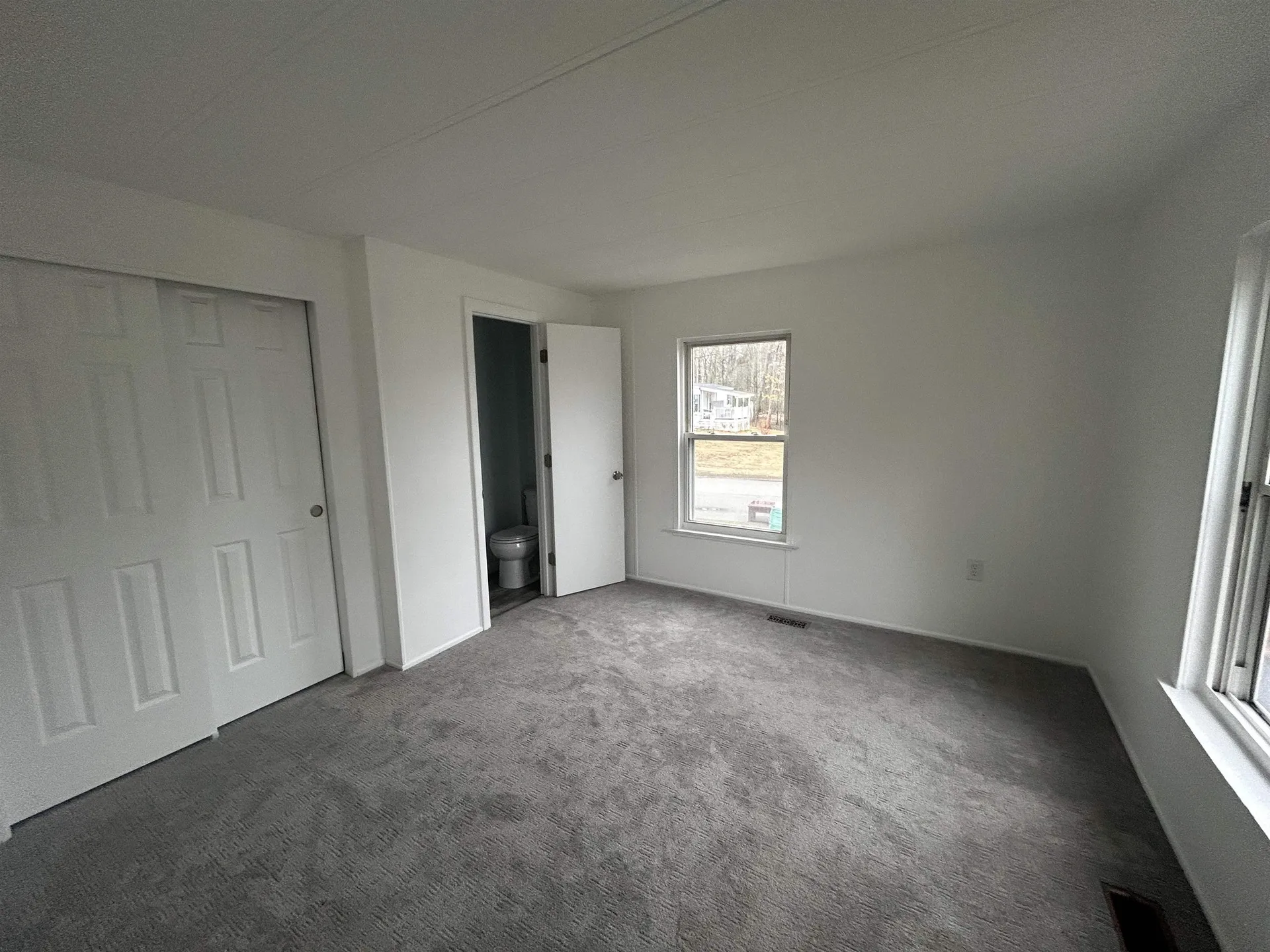 609 Sherwood Glen Somersworth NH 03878