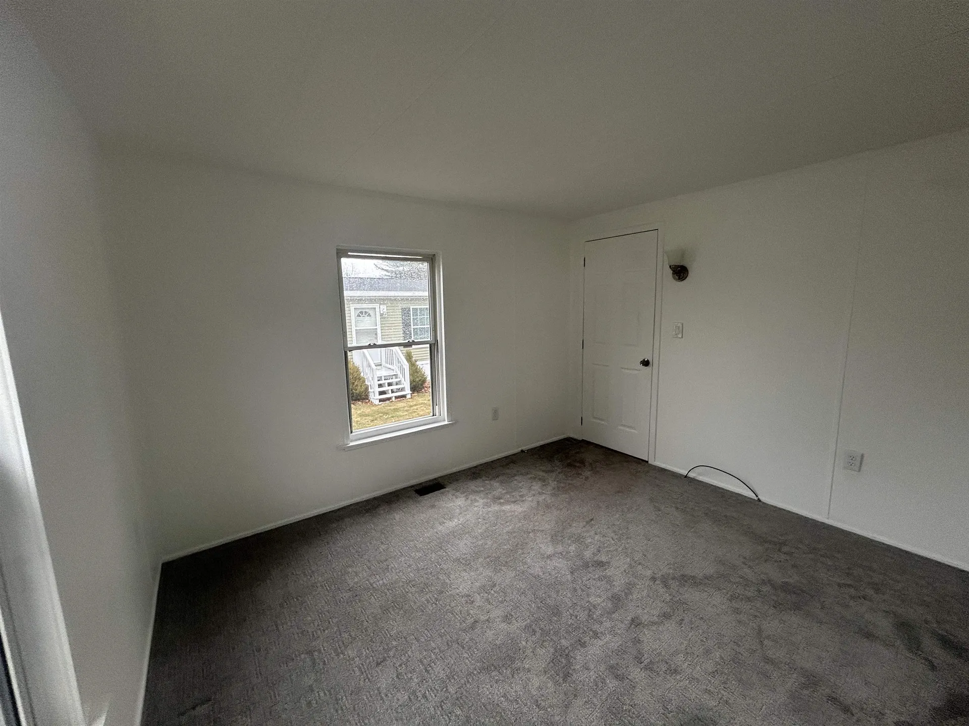 609 Sherwood Glen Somersworth NH 03878
