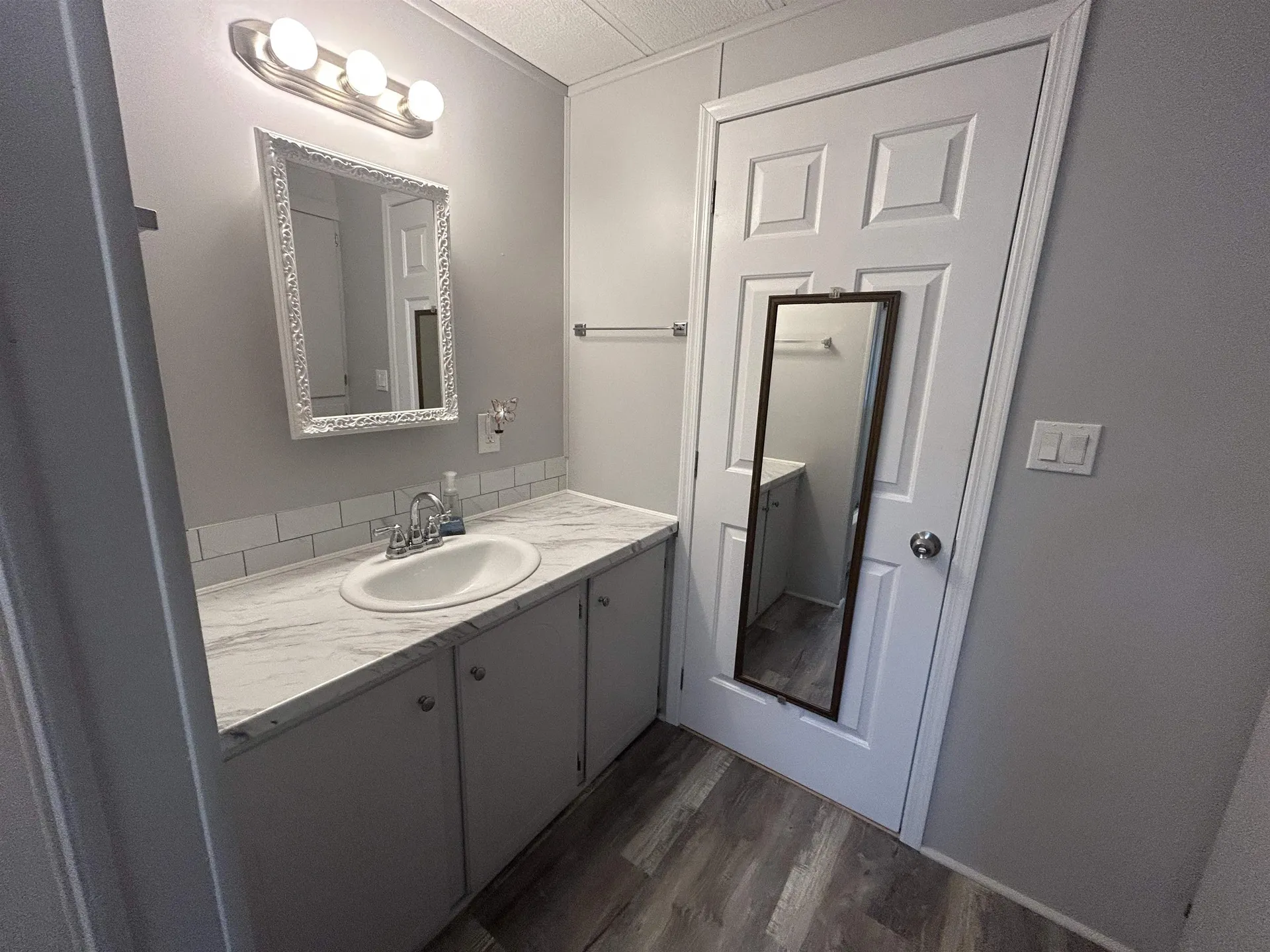 609 Sherwood Glen Somersworth NH 03878