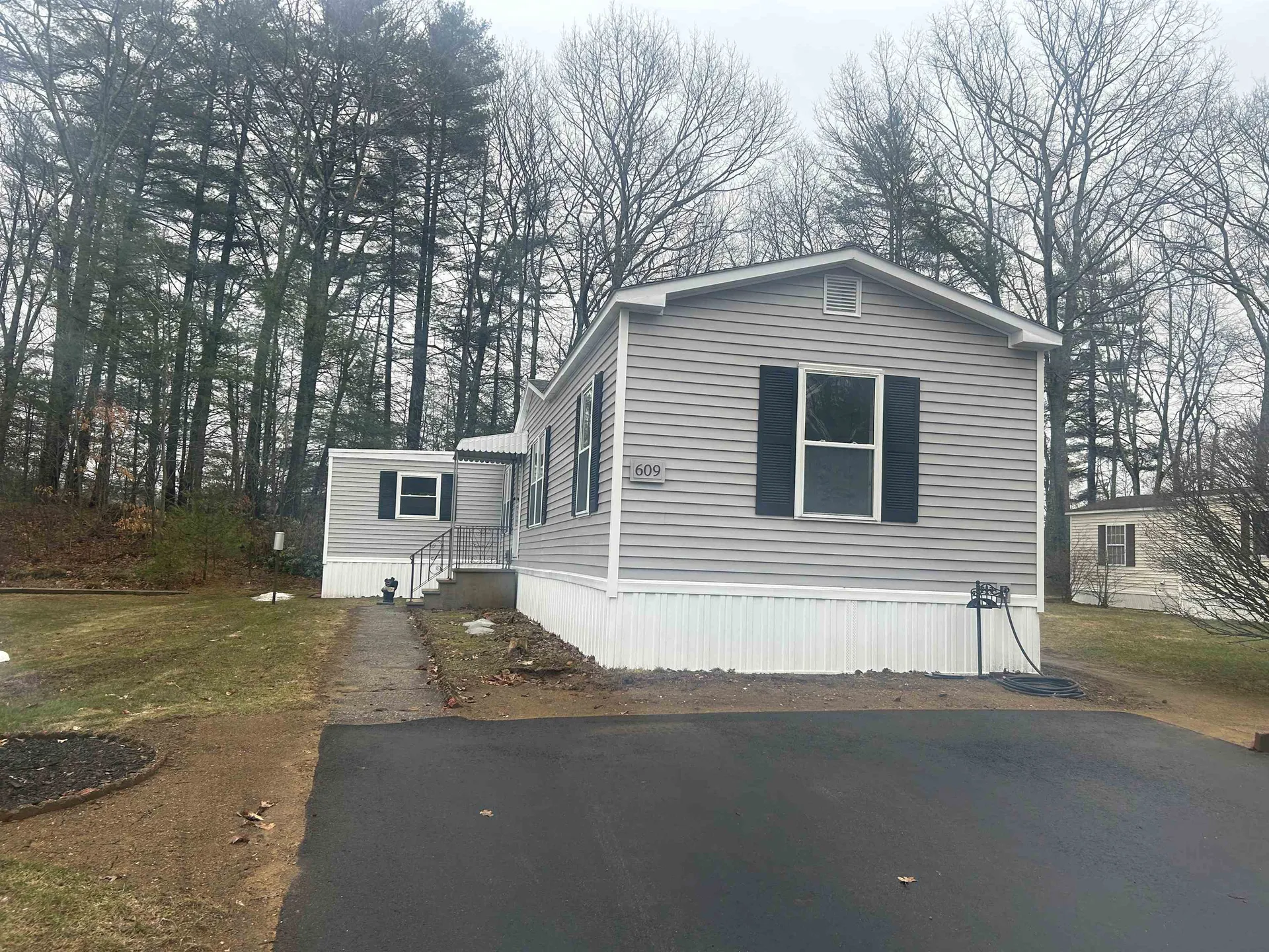 609 Sherwood Glen Somersworth NH 03878