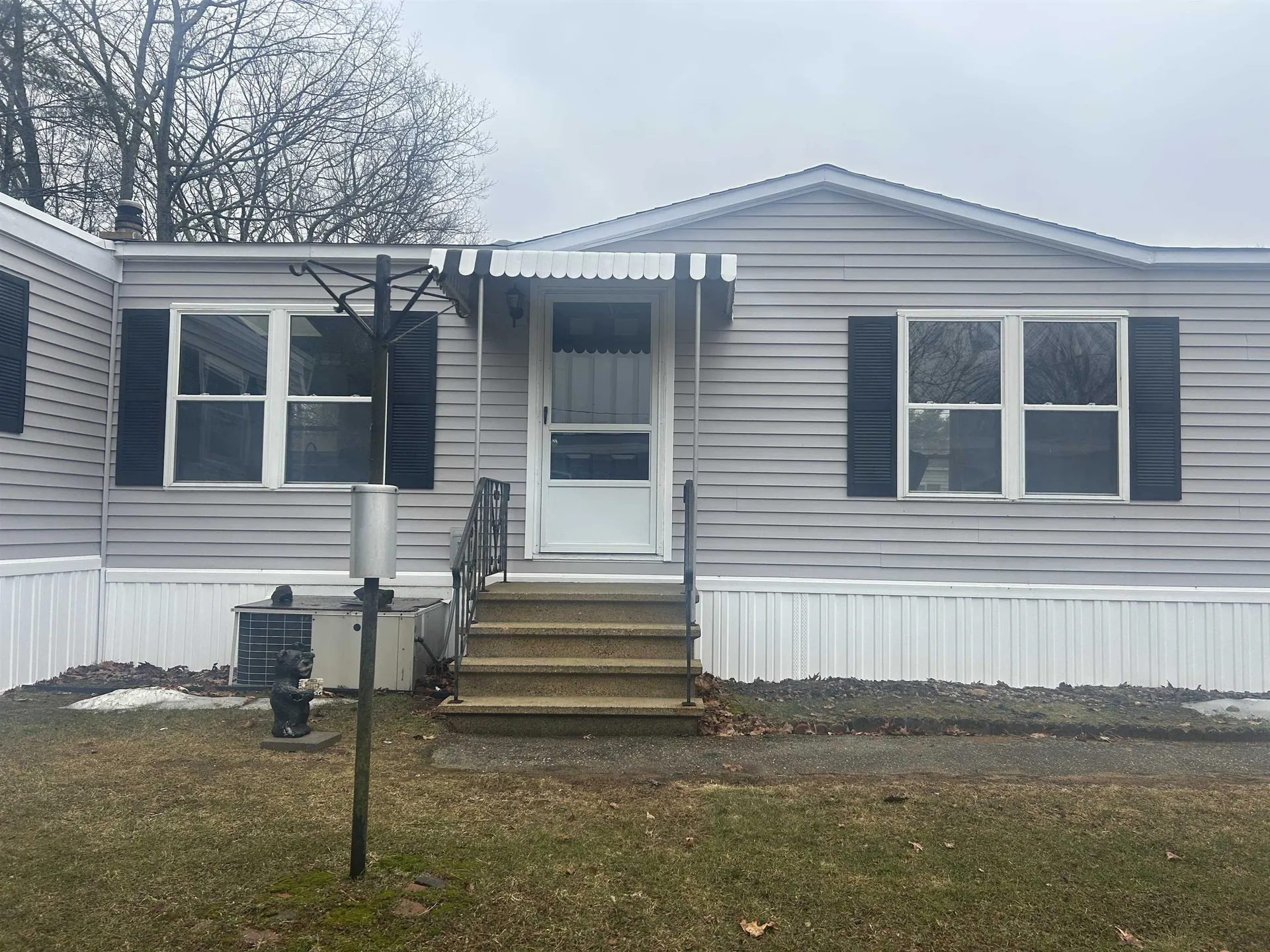 609 Sherwood Glen Somersworth NH 03878