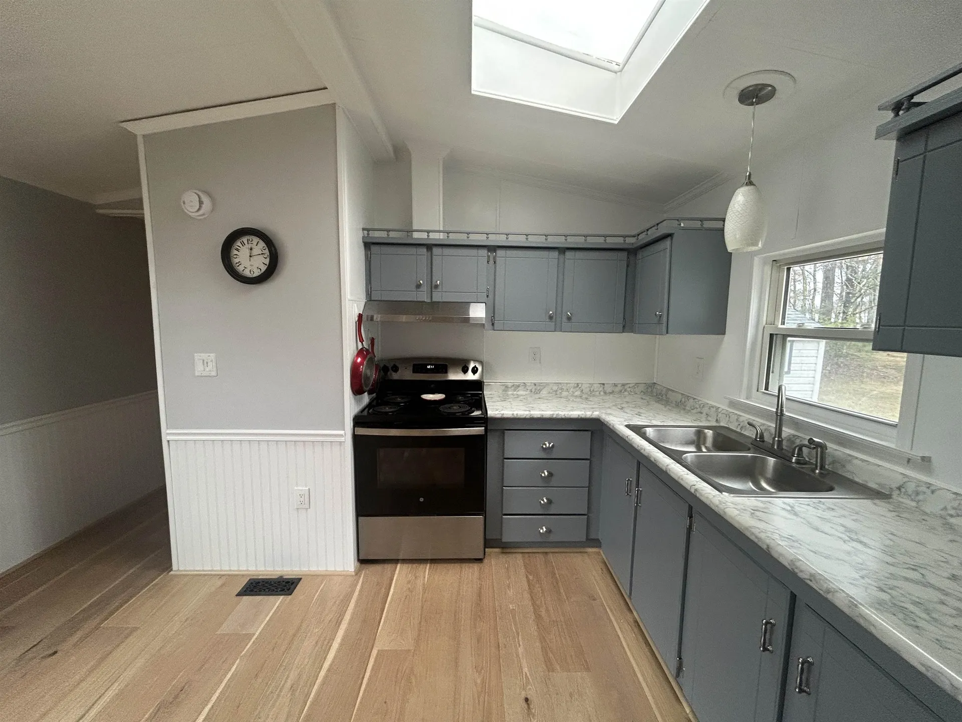 609 Sherwood Glen Somersworth NH 03878