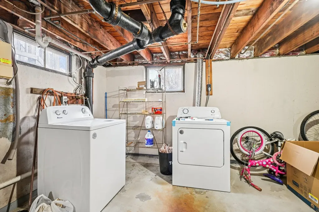 170 S Hall Street Manchester NH 03103