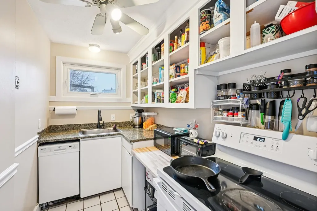 170 S Hall Street Manchester NH 03103