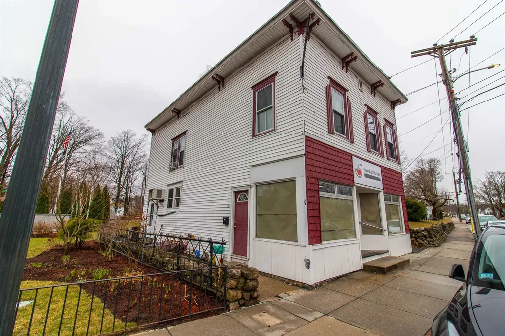 4 Union Street Milford NH 03055