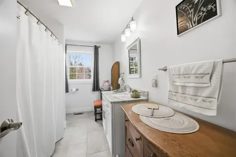 93 Trail Haven Drive Londonderry NH 03053