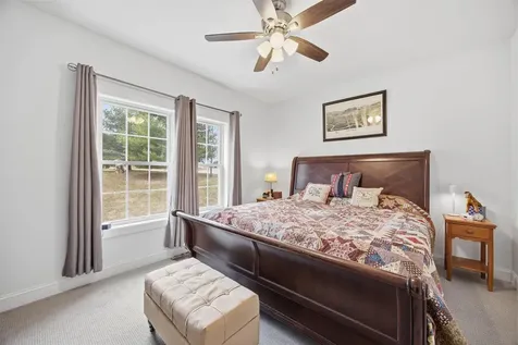93 Trail Haven Drive Londonderry NH 03053