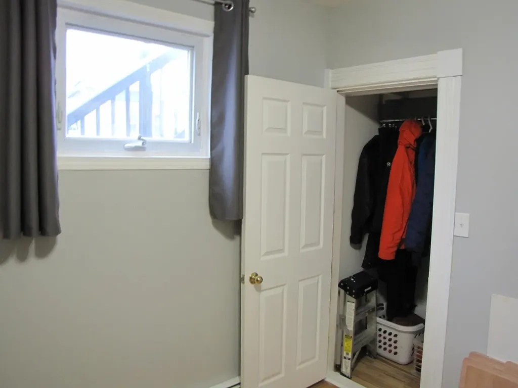 3 Mcilvin Street Manchester NH 03103