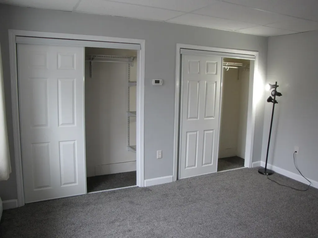 3 Mcilvin Street Manchester NH 03103