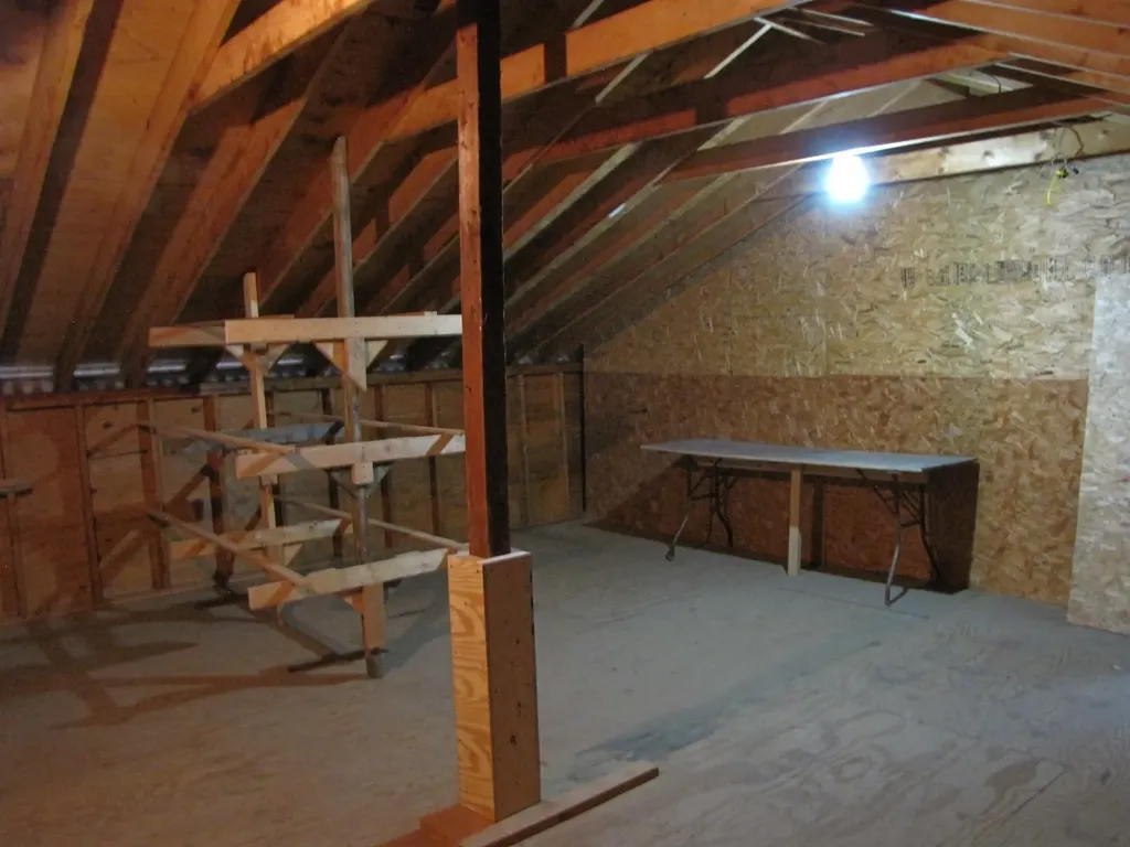 3 Mcilvin Street Manchester NH 03103