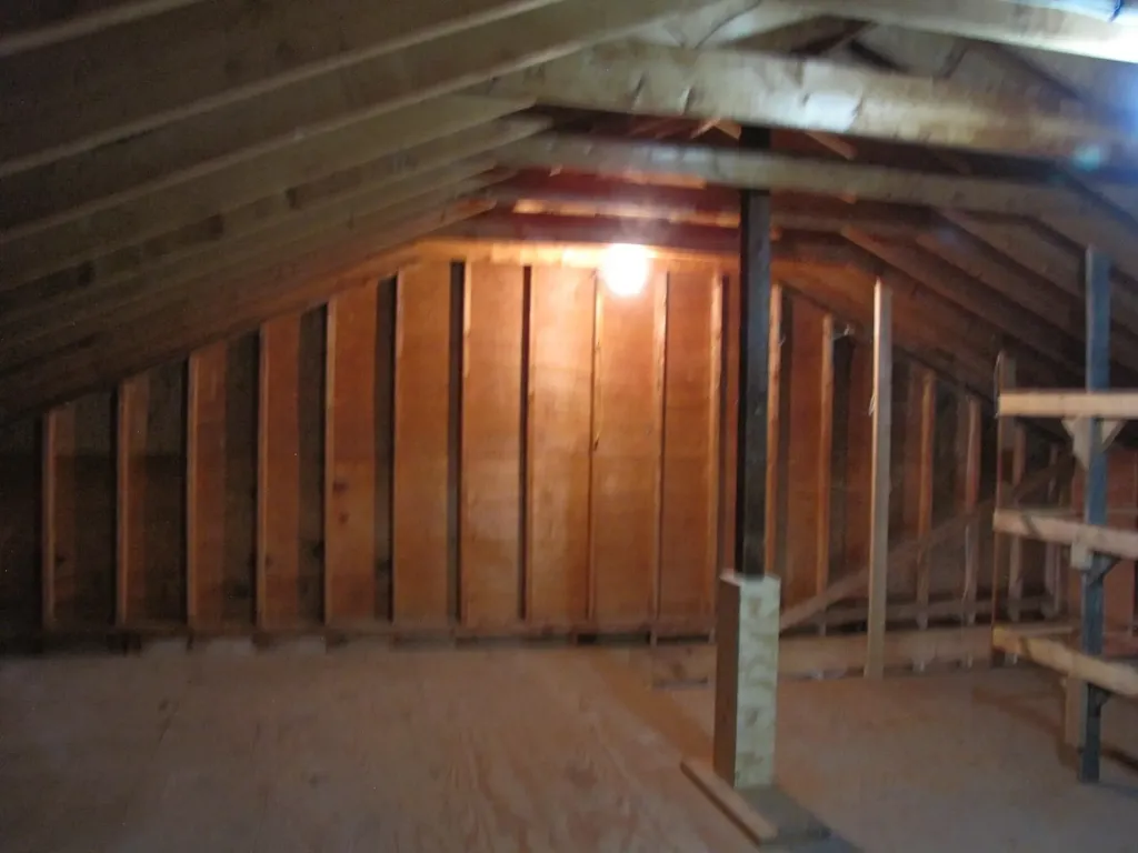 3 Mcilvin Street Manchester NH 03103